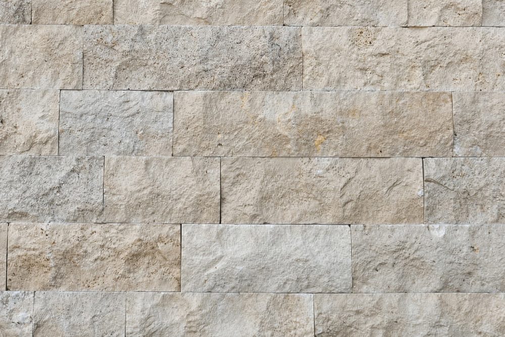 Textura das peças de Rock Face Travertino Romano Light